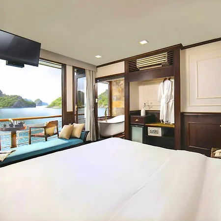 Amanda Luxury Cruise Hotel