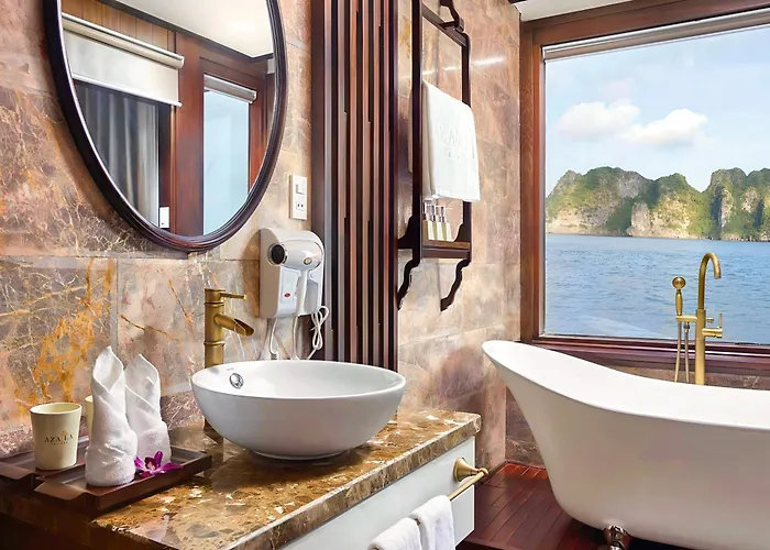 Amanda Luxury Cruise 5*